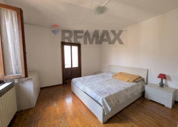 Camera / camera da letto - Casa semi indipendente Via Contrinzio
 
40, Bienno - foto 11