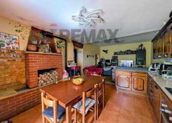 Sala da pranzo - Casa indipendente Berzo Inferiore - foto 10