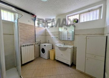 Lavanderia - Casa indipendente Berzo Inferiore - foto 15