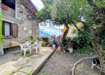 Giardino - Casa indipendente Berzo Inferiore - foto 28