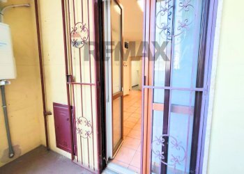 Hall / corridoio - Three-room apartment strada volvera
 
25, Orbassano - photo 10