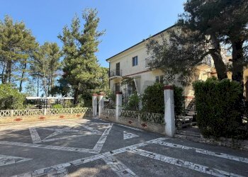 esterno - Casa semi indipendente Via Bucci
 
SNC, Vico del Gargano - foto 18