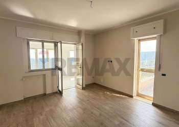 secondo appartamento - Casa semi indipendente Via Bucci
 
SNC, Vico del Gargano - foto 23