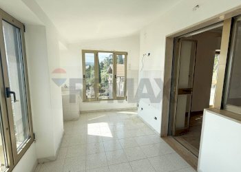 veranda - Casa semi indipendente Via Bucci
 
SNC, Vico del Gargano - foto 27