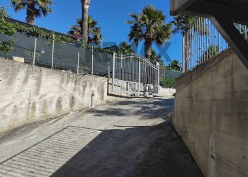 Terrazza - Magazzino Località Defensola, Vieste - foto 4