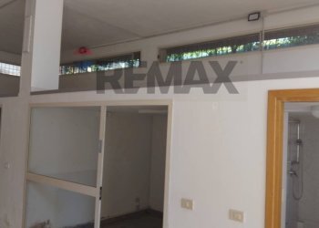 Stanza vuota - Magazzino Località Defensola, Vieste - foto 8