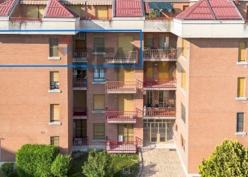 Edificio all\'aperto - Four-room apartment Via Antonio Gramsci
 
71, Fidenza - photo 5