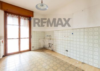 Stanza vuota - Four-room apartment Via Antonio Gramsci
 
71, Fidenza - photo 14