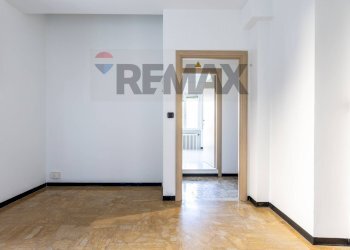Stanza vuota - Ufficio Viale G. Matteotti
20, Salsomaggiore Terme - foto 5