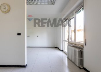 Stanza vuota - Quadrilocale Viale G. Matteotti
20, Salsomaggiore Terme - foto 15