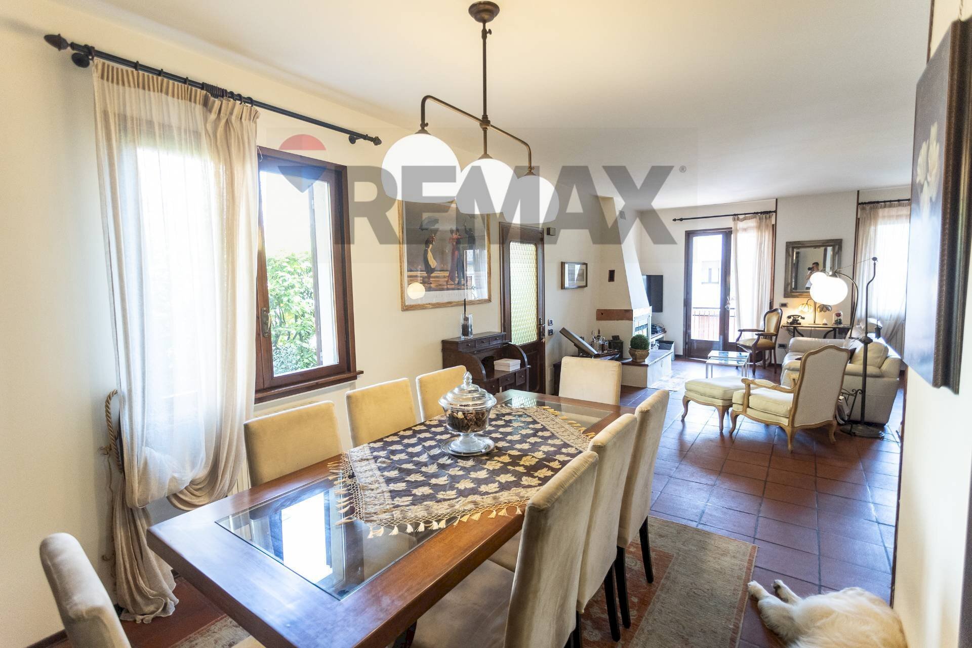 Sala da pranzo - Casa semi indipendente Via Caduti di Cefalonia e Corfù
8, Salsomaggiore Terme - foto 3