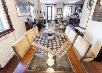 Sala da pranzo - Casa semi indipendente Via Caduti di Cefalonia e Corfù
 
8, Salsomaggiore Terme - foto 4