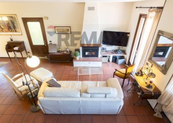 Soggiorno - Casa semi indipendente Via Caduti di Cefalonia e Corfù
 
8, Salsomaggiore Terme - foto 7