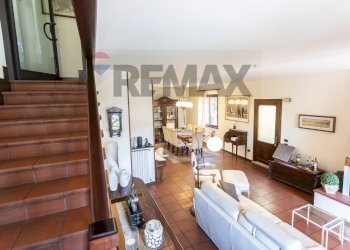 Sala da pranzo - Casa semi indipendente Via Caduti di Cefalonia e Corfù
 
8, Salsomaggiore Terme - foto 9