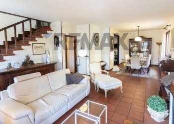Sala da pranzo - Casa semi indipendente Via Caduti di Cefalonia e Corfù
 
8, Salsomaggiore Terme - foto 11
