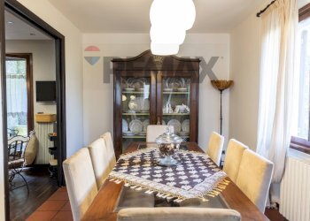 Sala da pranzo - Casa semi indipendente Via Caduti di Cefalonia e Corfù
 
8, Salsomaggiore Terme - foto 12