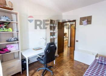 Ufficio - Casa semi indipendente Via Caduti di Cefalonia e Corfù
 
8, Salsomaggiore Terme - foto 29