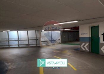 Parcheggio - Box via correggio
 
snc, Milano - foto 19