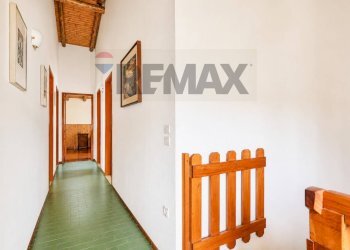 Hall / corridoio - Villa VIA CASE GUARDIA
 
1, Roana - foto 13