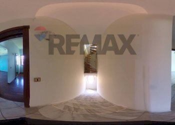 Hall / corridoio - Villa Via Cupa delle Fescine
 
35, Pozzuoli - photo 101