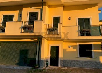 Edificio all\'aperto - Casa indipendente Cervaro - foto 8