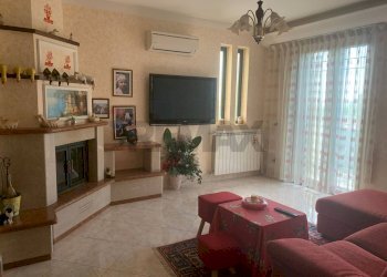 Soggiorno - Casa indipendente Cervaro - foto 28