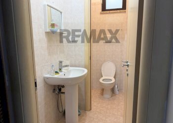 Bagno - Commercial Activity Via dei Pentri
 
1, Castel di Sangro - photo 7