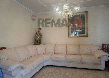 Soggiorno - Villa Via Torre
 
31, Introdacqua - foto 8