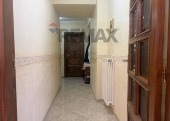 Hall / corridoio - Villa Via Torre
 
31, Introdacqua - foto 15