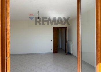 Stanza vuota - Casa indipendente Via Volturno
 
24, Scapoli - foto 21