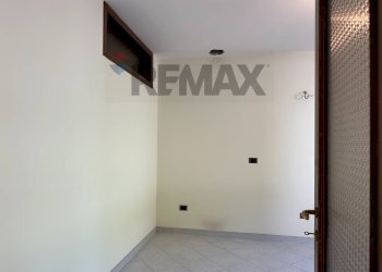 Stanza vuota - Casa indipendente Via Volturno
 
24, Scapoli - foto 24