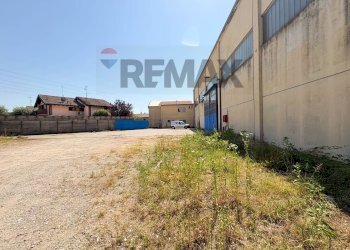 ESTERNO - Shed Via Silvio Pellico
11, Trezzo sull'Adda - photo 12