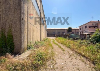 Edificio all\'aperto - Shed Via Silvio Pellico
11, Trezzo sull'Adda - photo 15