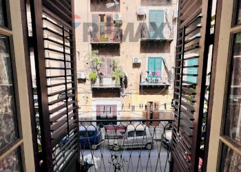 Balcone - Trilocale Via Vito La Mantia
 
85, Palermo - foto 8