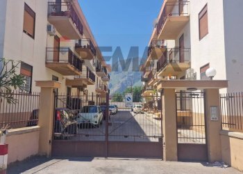 Edificio all\'aperto - Appartamento Corso dei mille
 
1315, Palermo - foto 1