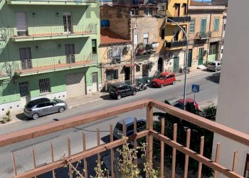 Balcone - Appartamento Corso dei mille
 
1315, Palermo - foto 3