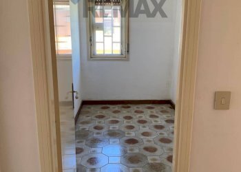 Stanza vuota - Appartamento Corso dei mille
 
1315, Palermo - foto 18