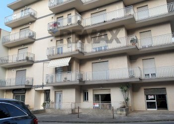 Edificio all\'aperto - Office via Trani
 
59, Modica - photo 2