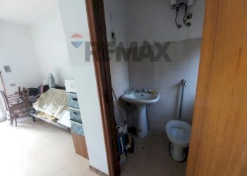 Bagno - Office via Trani
 
59, Modica - photo 6