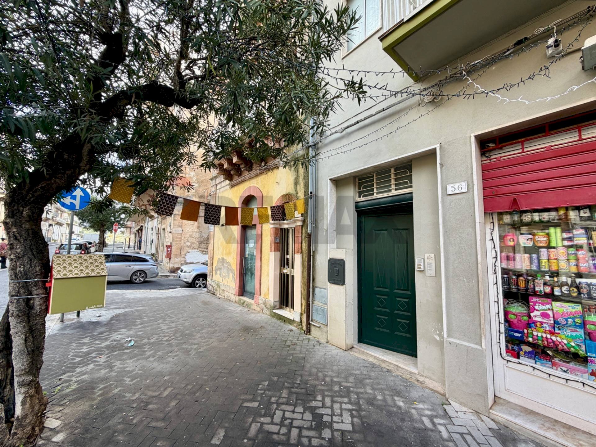 Edificio all\'aperto - Four-room apartment Via Roma
 
56, Ragusa - photo 3