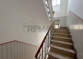 Scale - Four-room apartment Via Roma
 
56, Ragusa - photo 5