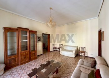 Soggiorno - Four-room apartment Via Roma
 
56, Ragusa - photo 13