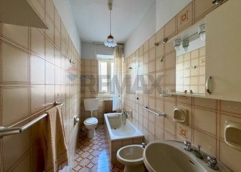 Bagno - Four-room apartment Via Roma
 
56, Ragusa - photo 27