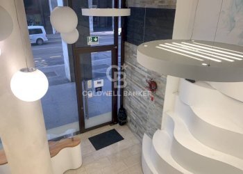 Foto 2 - Negozio Via Maurizio Gonzaga
5, Milano - foto 2