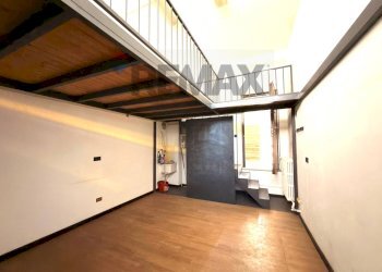 Stanza vuota - Shop via ajaccio
 
5, Milano - photo 2