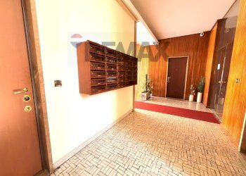 Ricezione / Lobby - Shop via ajaccio
 
5, Milano - photo 27