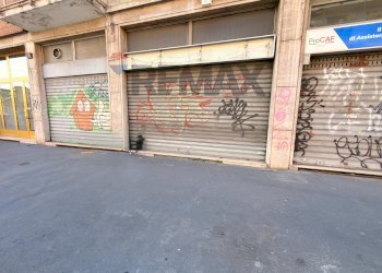 Edificio all\'aperto - Shop via ajaccio
 
5, Milano - photo 29