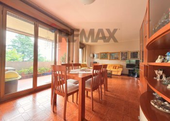 Sala da pranzo - Four-room apartment via toscana
 
17, San Giuliano Milanese - photo 3