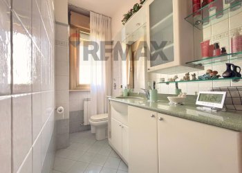 Bagno - Four-room apartment via toscana
 
17, San Giuliano Milanese - photo 25