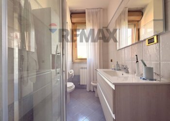 Bagno - Four-room apartment via toscana
 
17, San Giuliano Milanese - photo 29